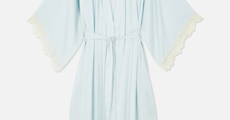 Robe (22€)